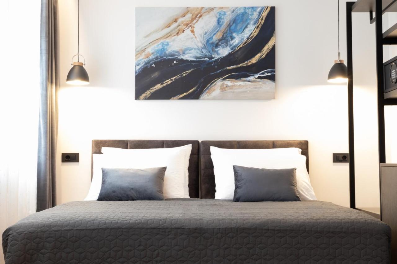 Apartmani Mozart-Centar Virovitica Exteriör bild