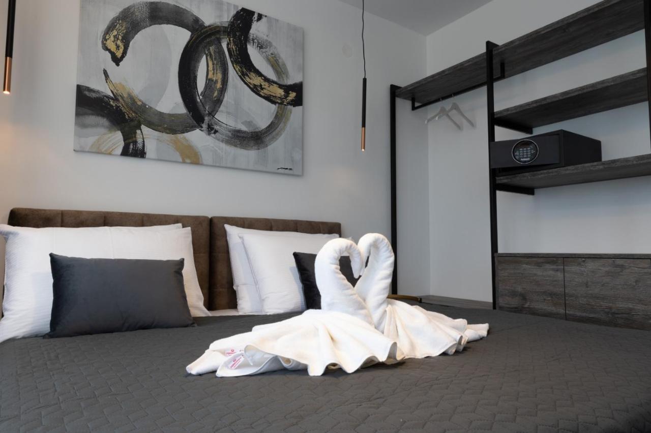 Apartmani Mozart-Centar Virovitica Exteriör bild