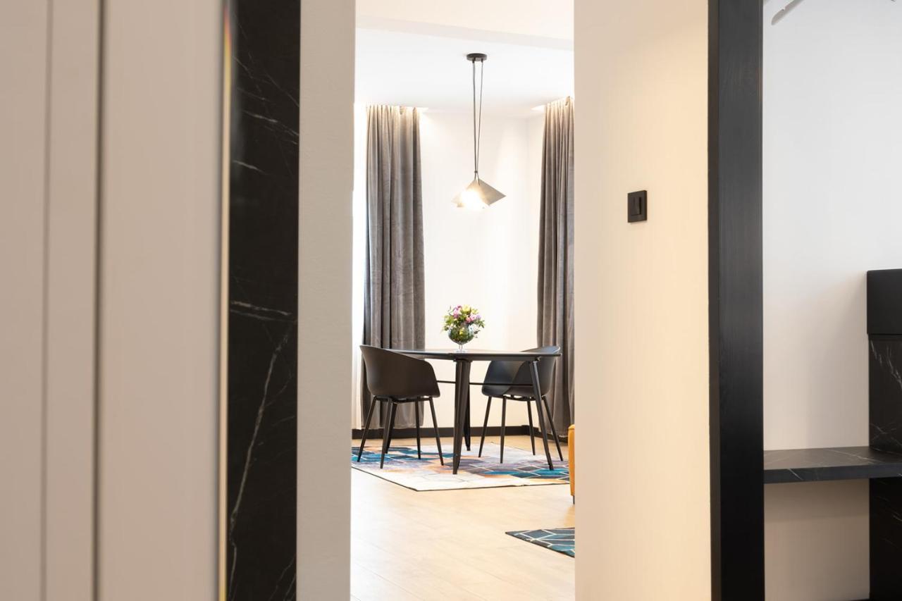 Apartmani Mozart-Centar Virovitica Exteriör bild