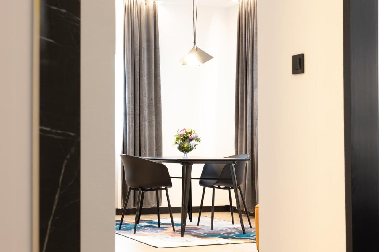 Apartmani Mozart-Centar Virovitica Exteriör bild