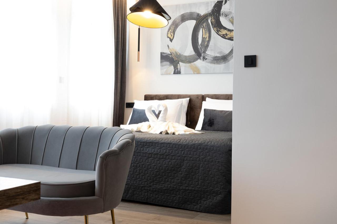 Apartmani Mozart-Centar Virovitica Exteriör bild